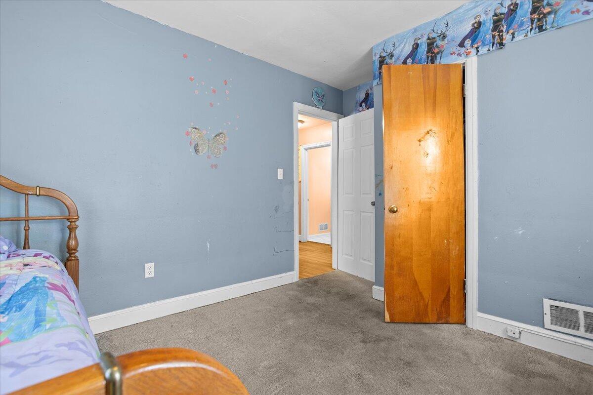 1019 Silverwood RD NW