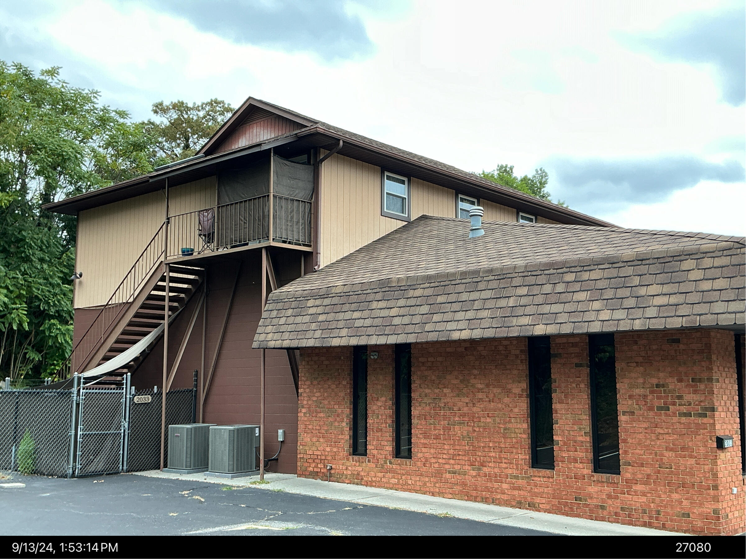 2033 E Main ST