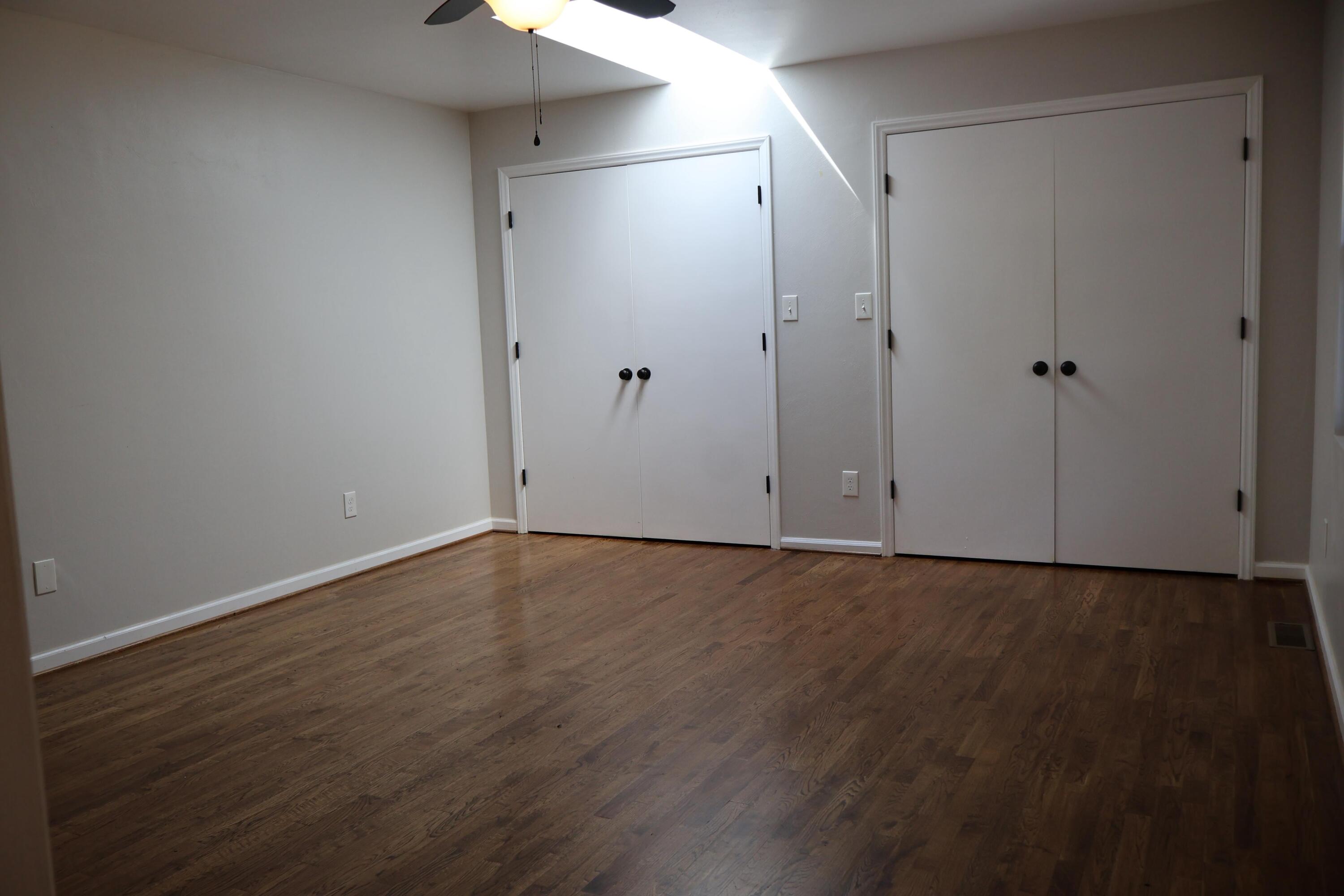 2033 E Main ST
