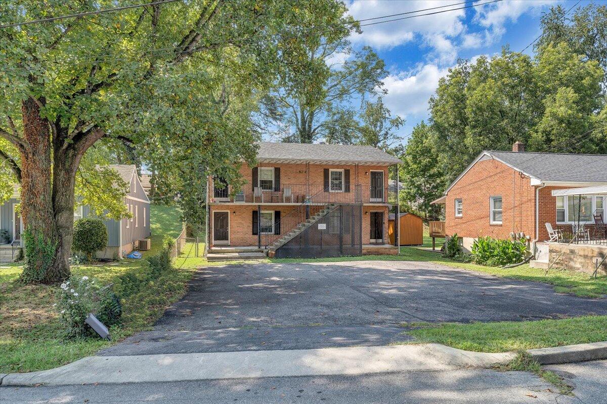 718 Windsor AVE SW Unit: 1-4