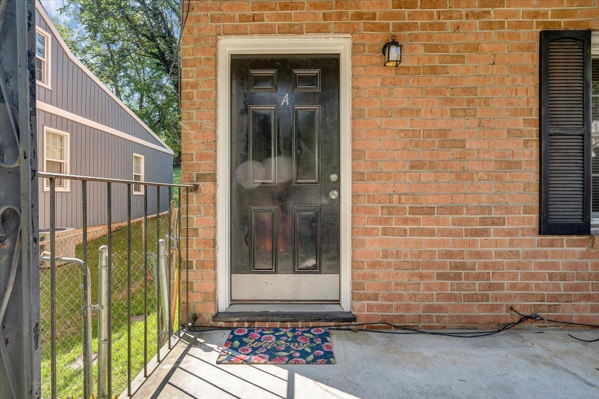 718 Windsor AVE SW Unit: 1-4