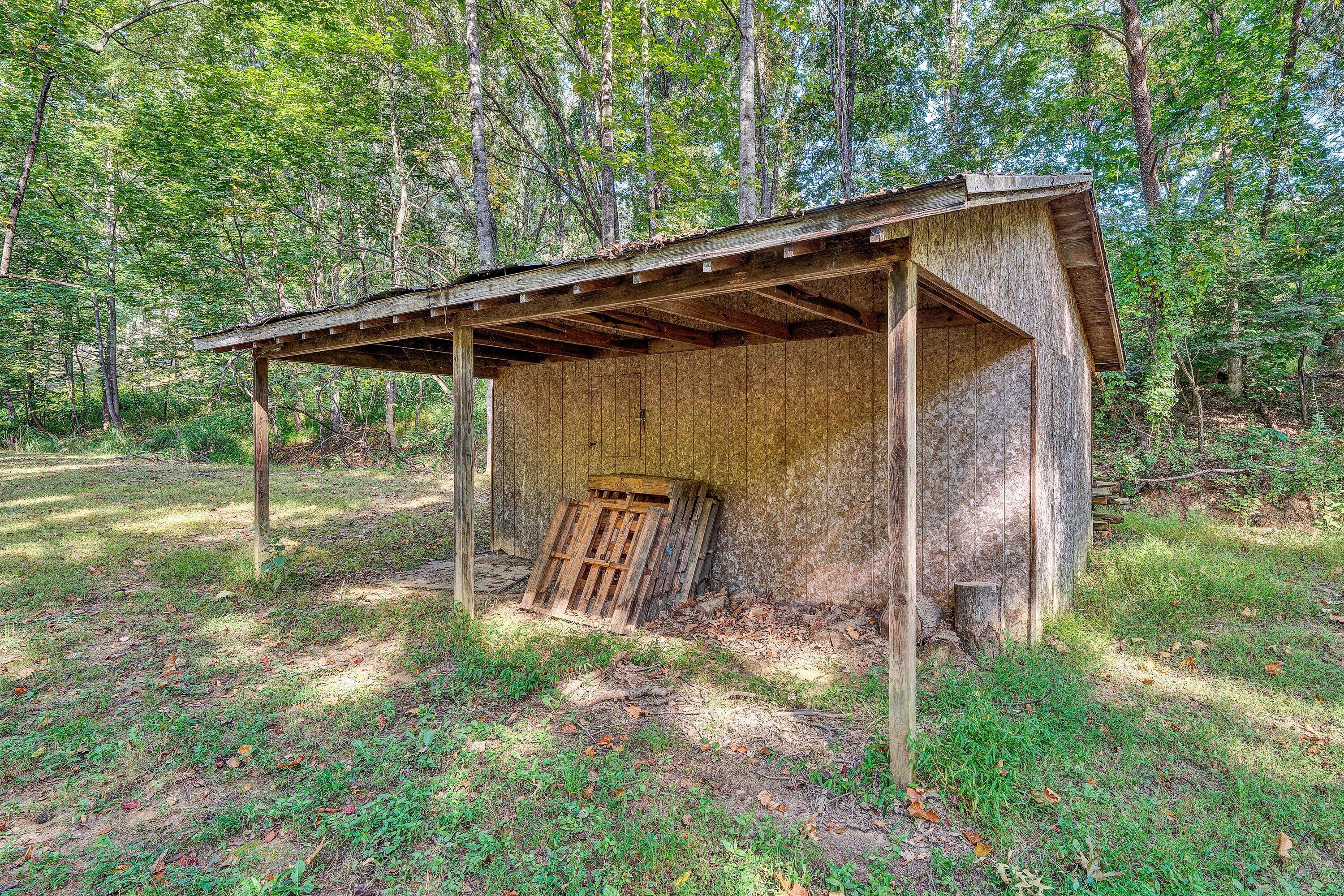 2825 Fairway Forest DR