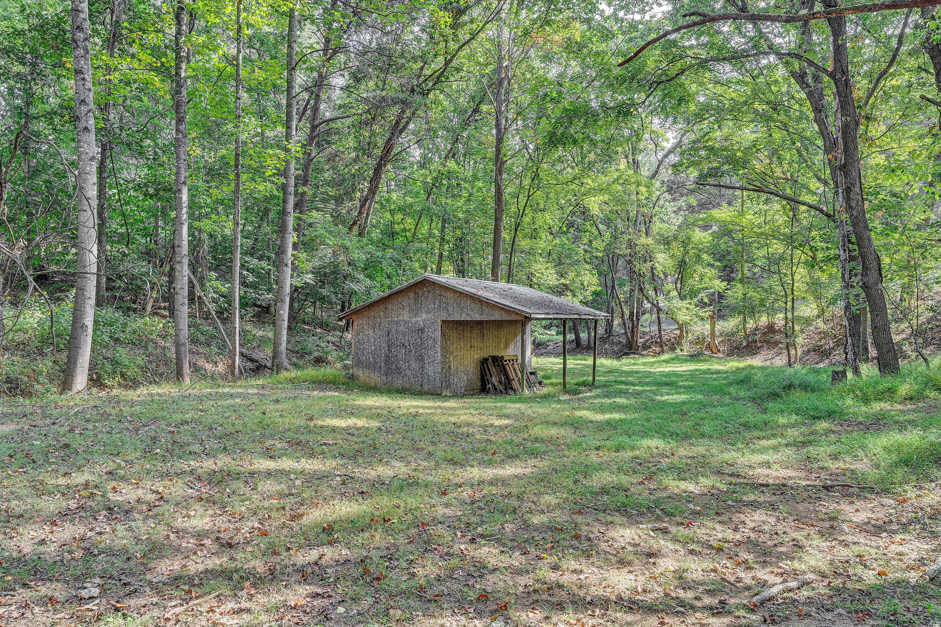 2825 Fairway Forest DR