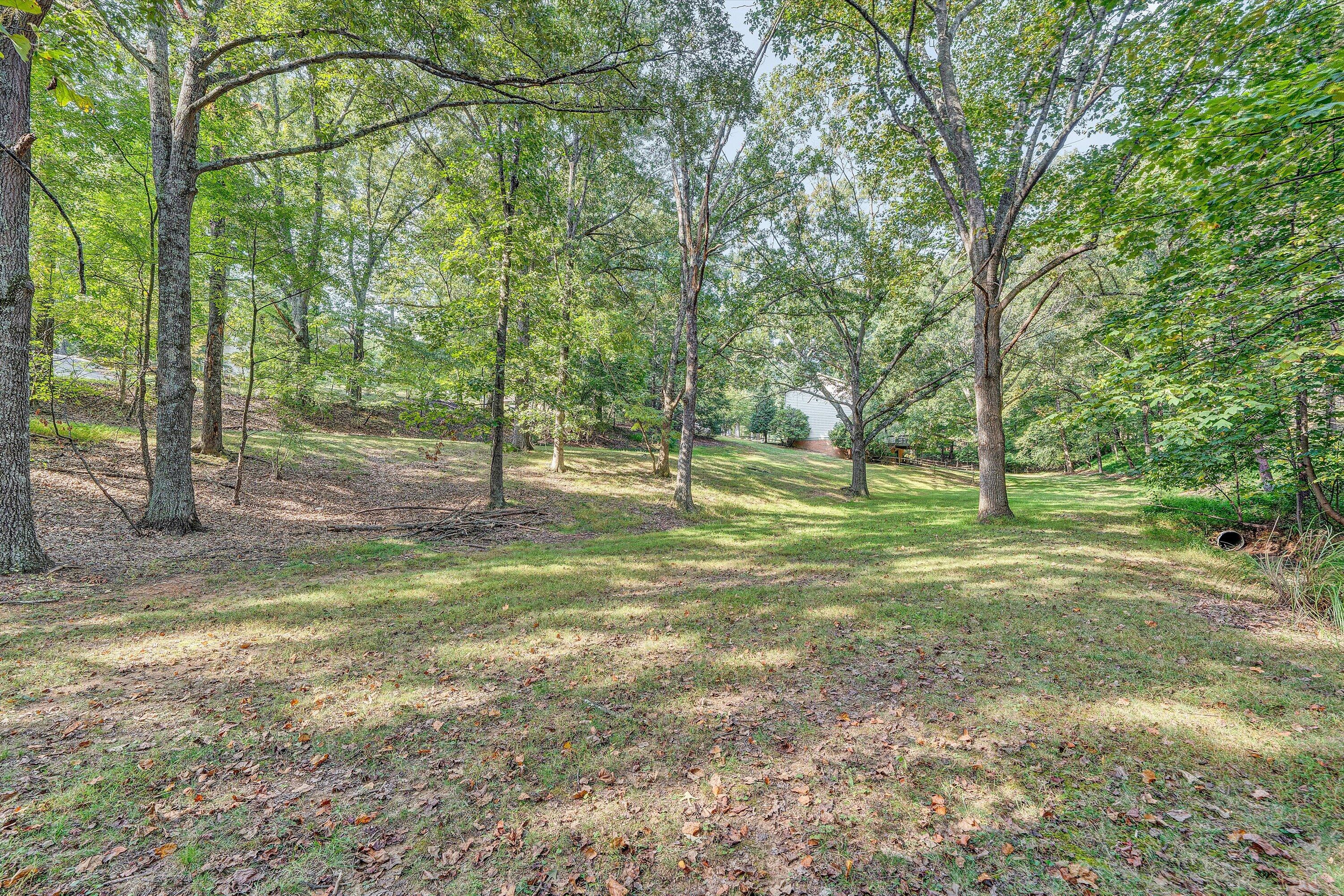 2825 Fairway Forest DR