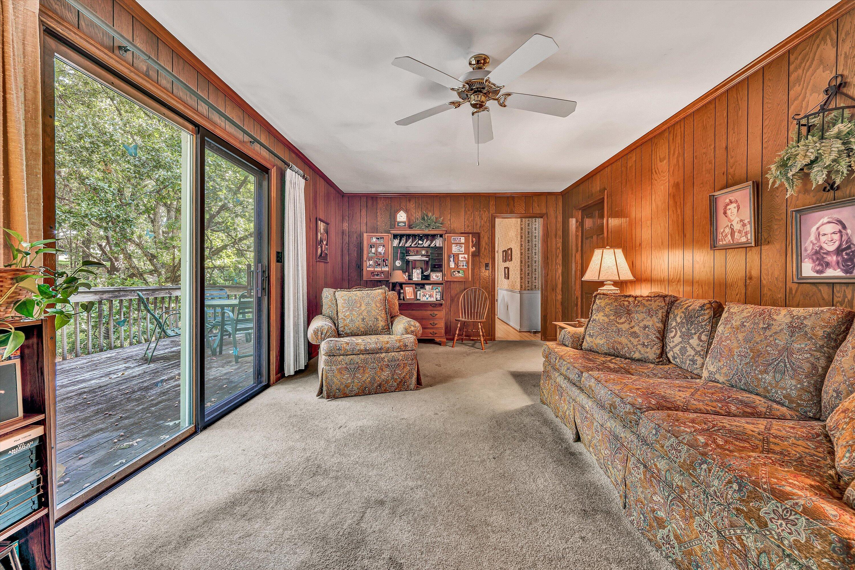 2825 Fairway Forest DR