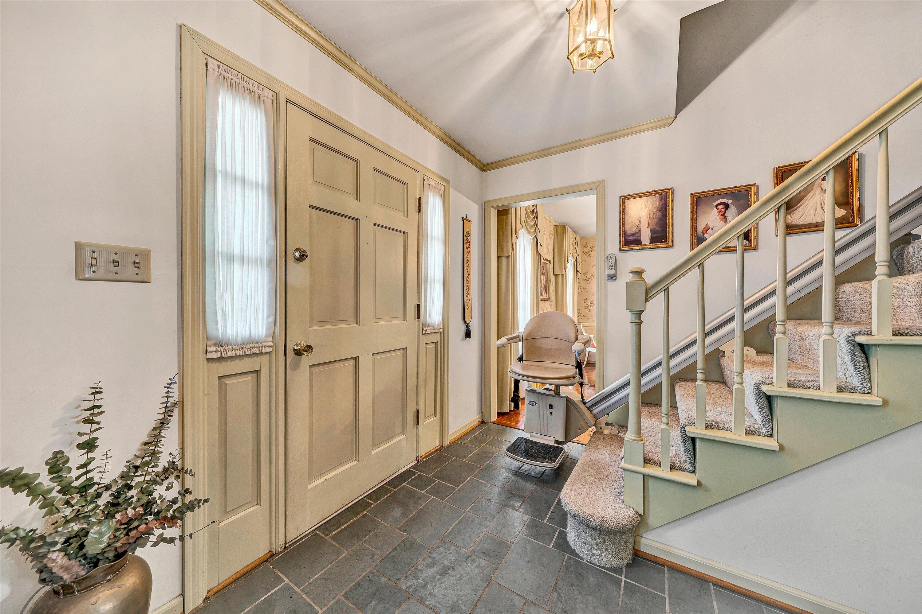 2825 Fairway Forest DR