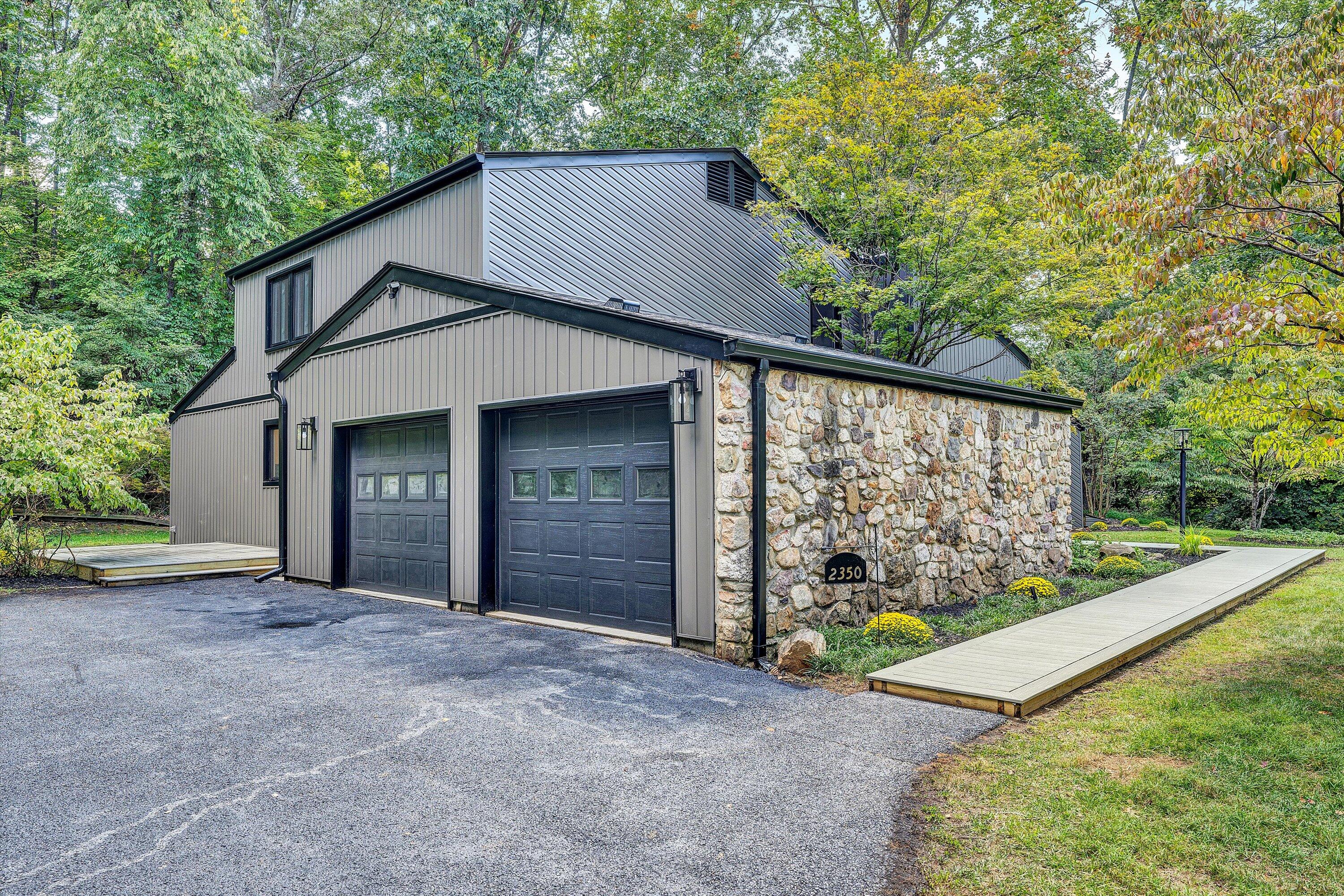 2350 Ross LN SW