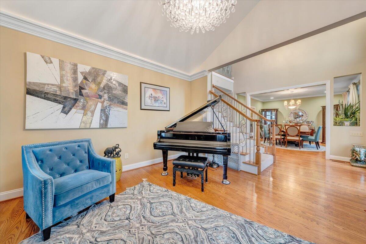 415 Stoneledge DR