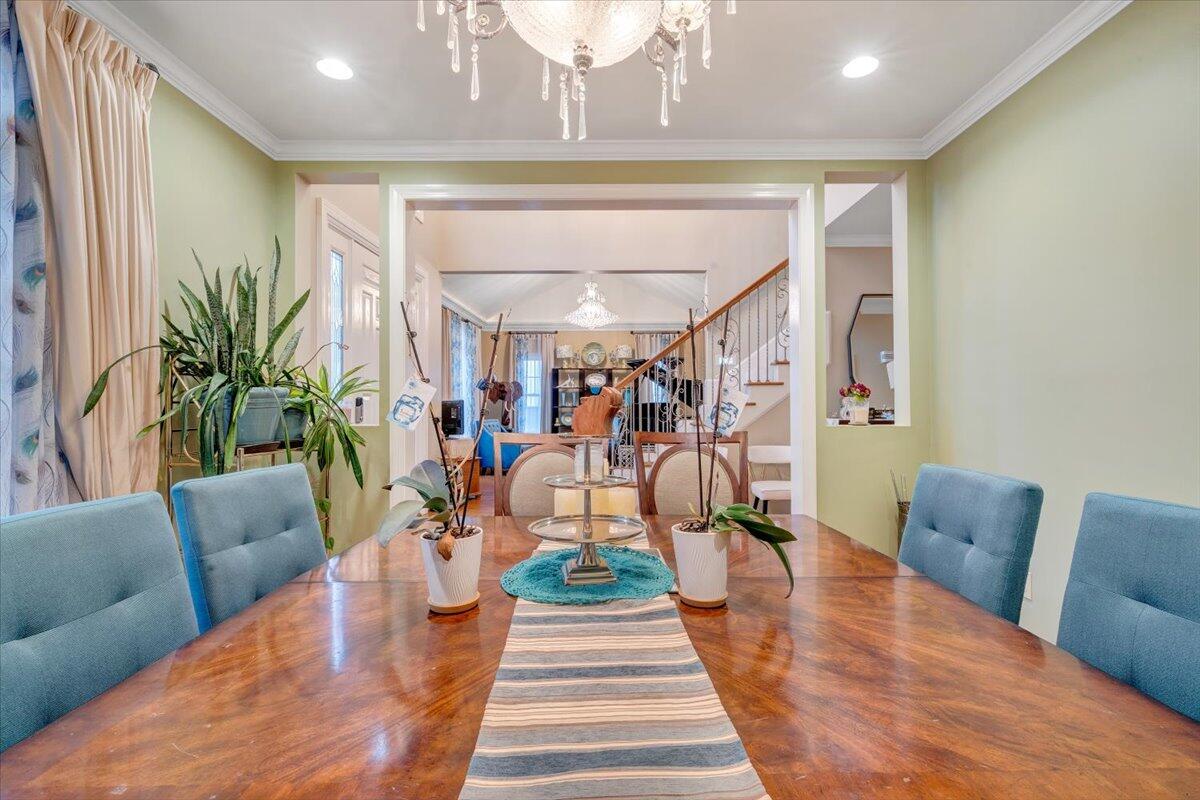 415 Stoneledge DR