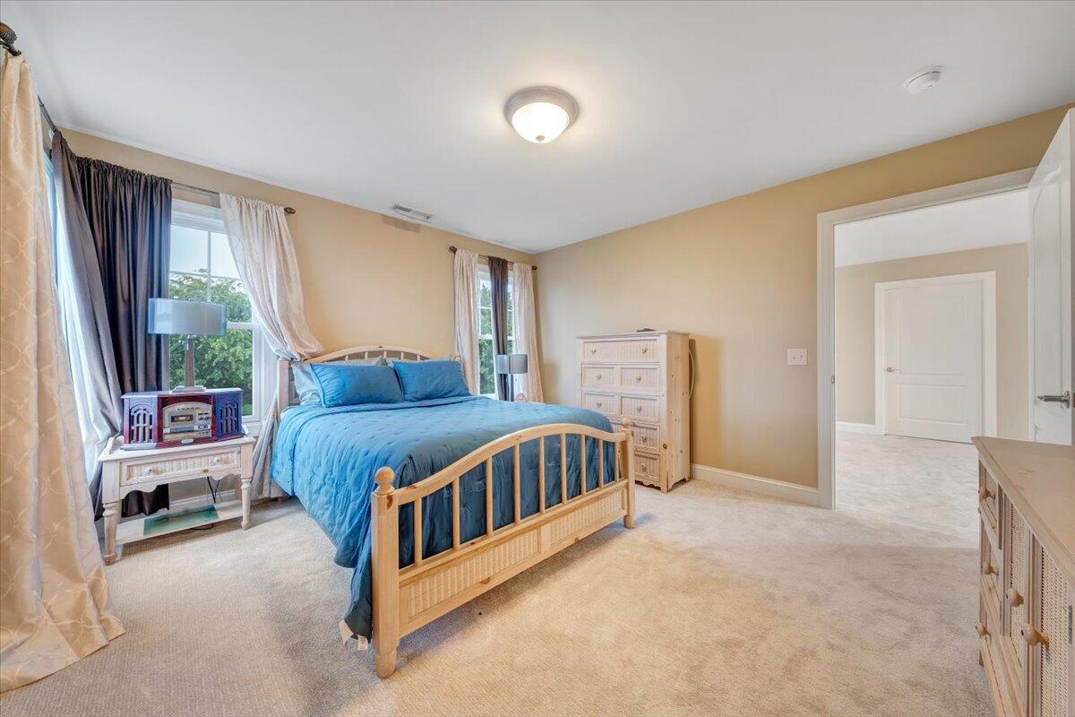 415 Stoneledge DR