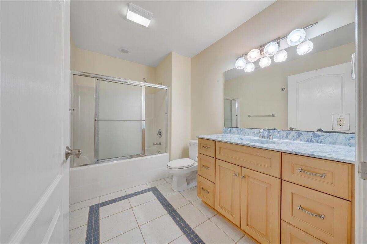 415 Stoneledge DR