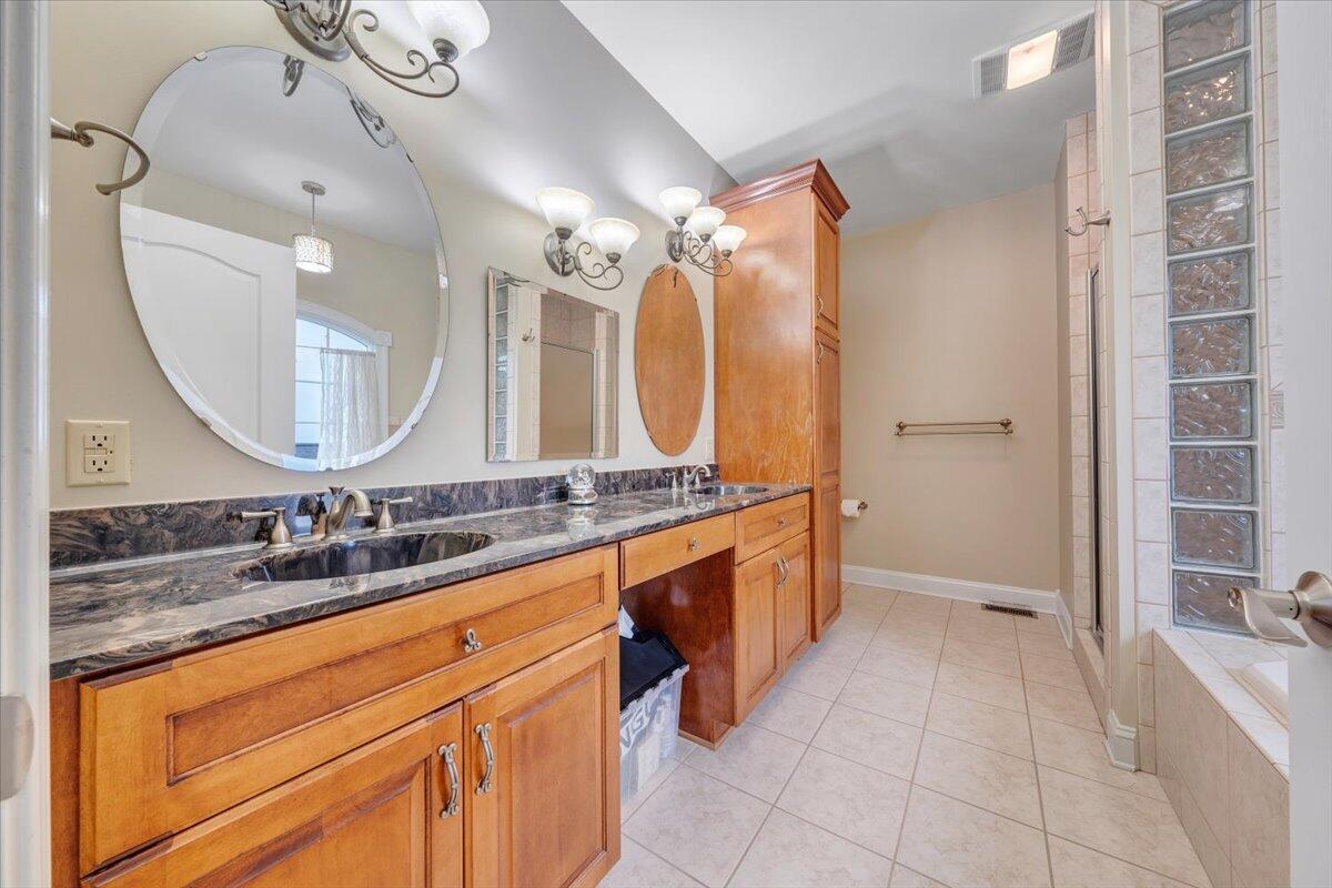 415 Stoneledge DR