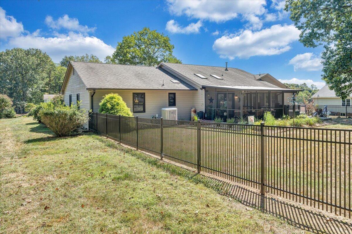 201 Willowood DR