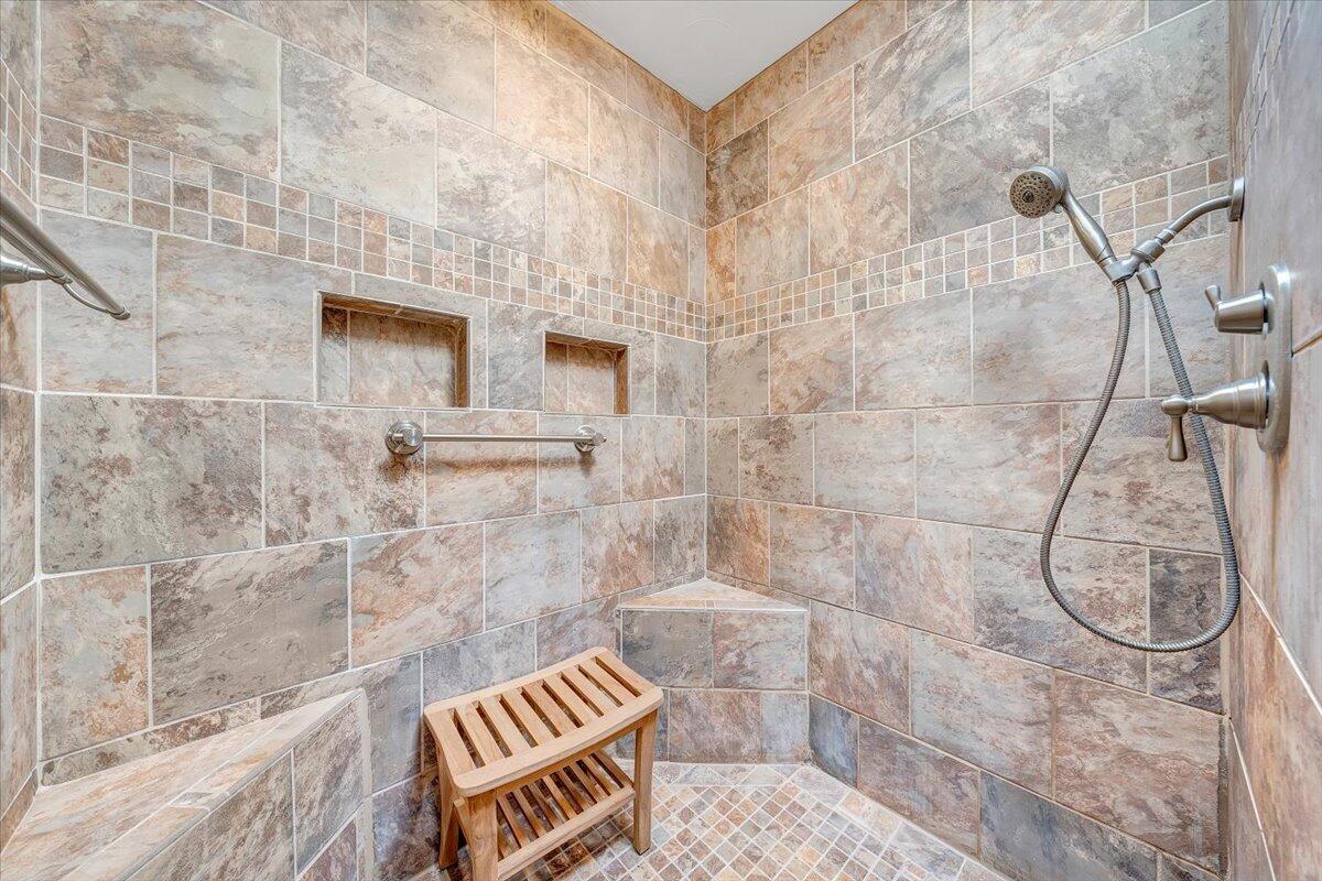 201 Willowood DR