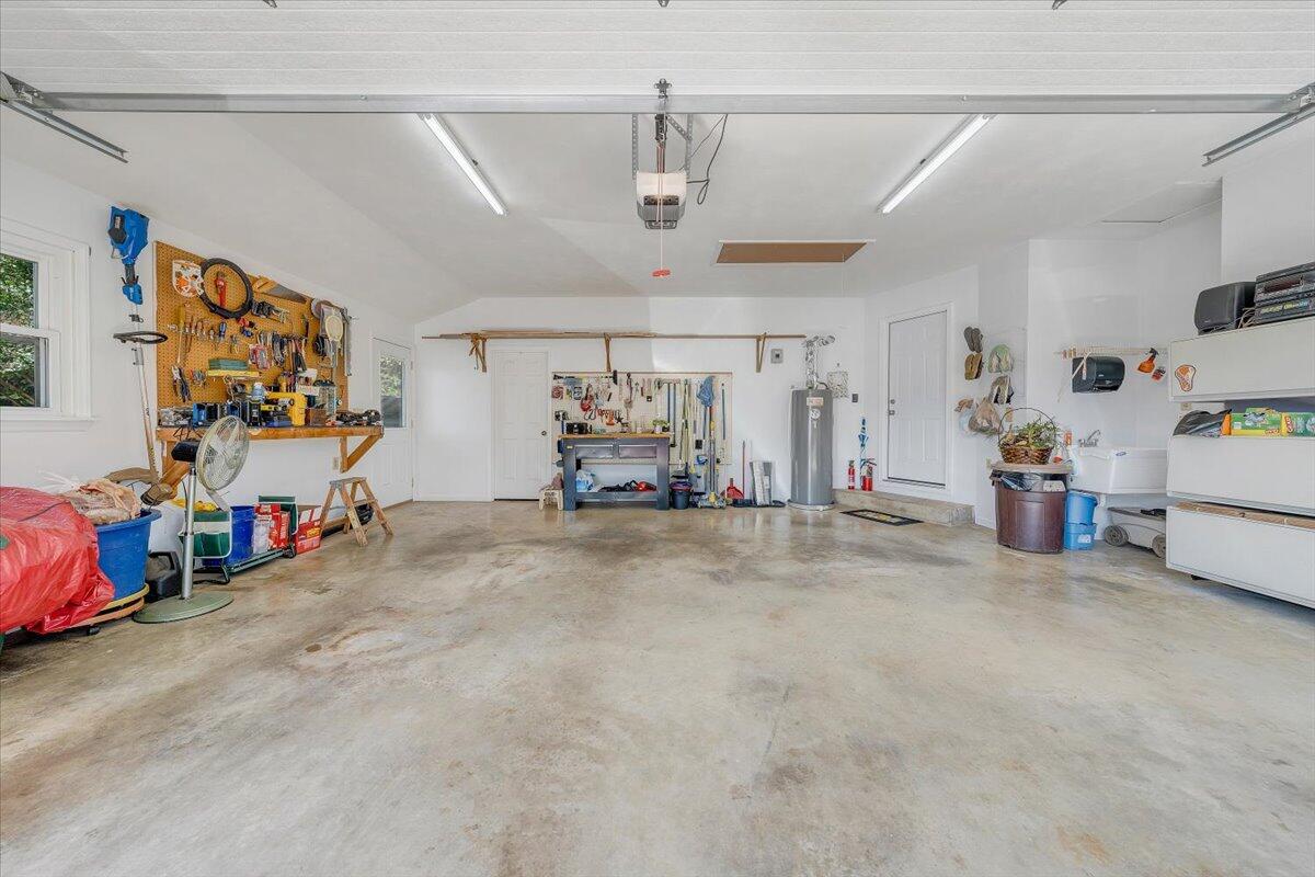 201 Willowood DR
