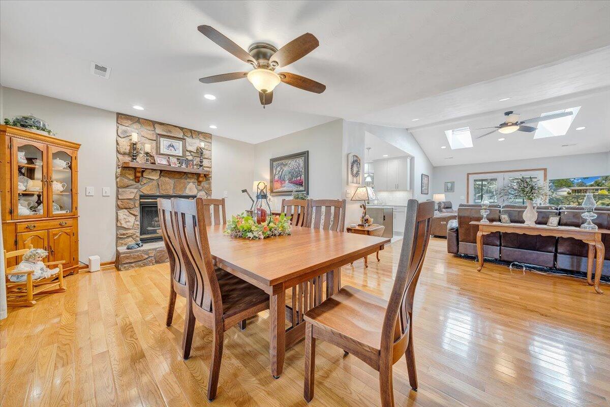 201 Willowood DR