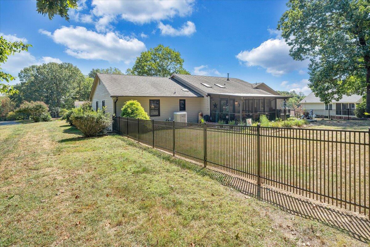 201 Willowood DR