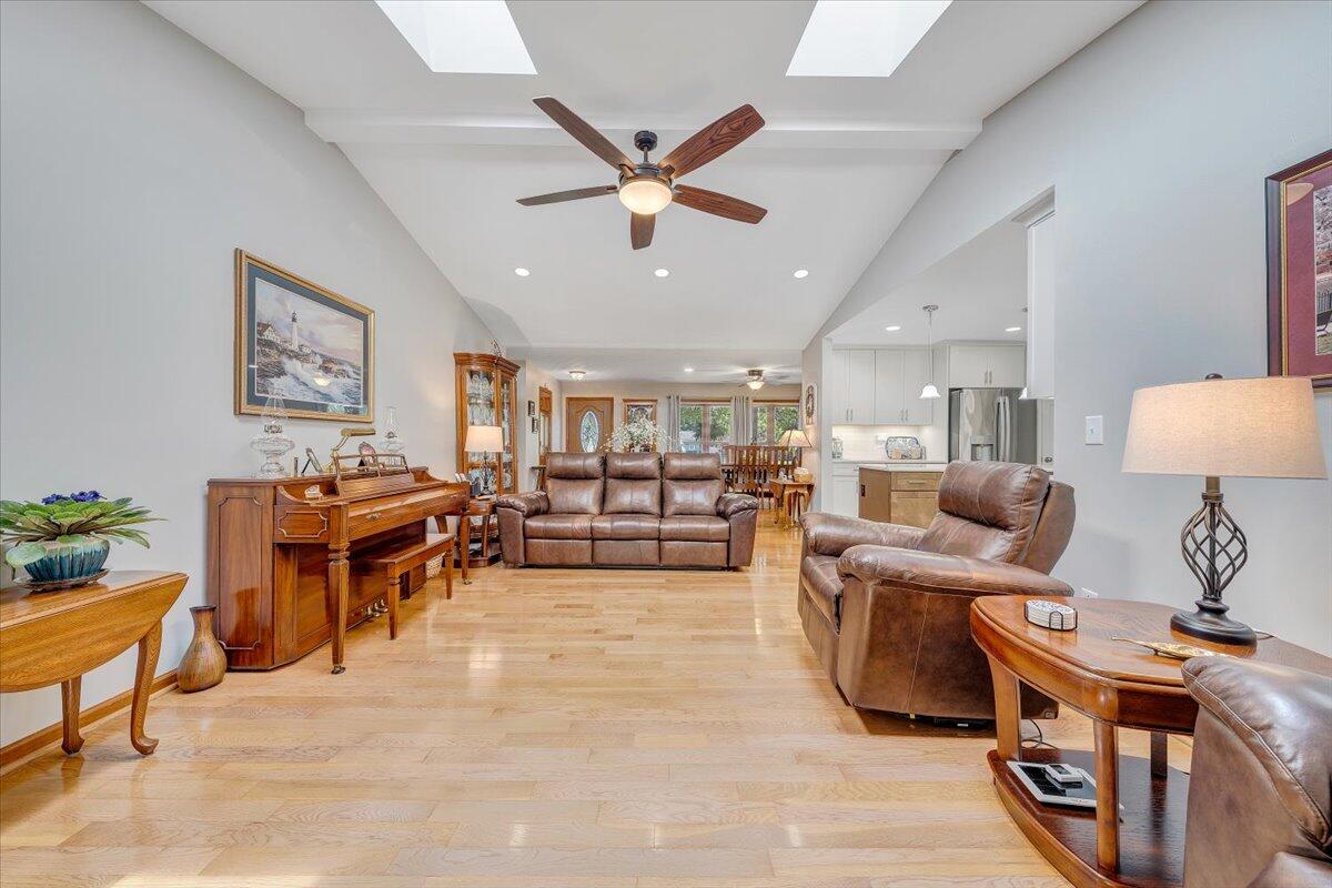 201 Willowood DR