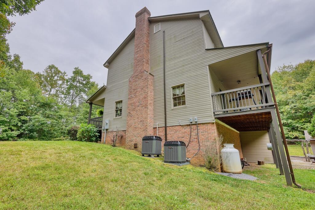 1705 Barberry RD SE