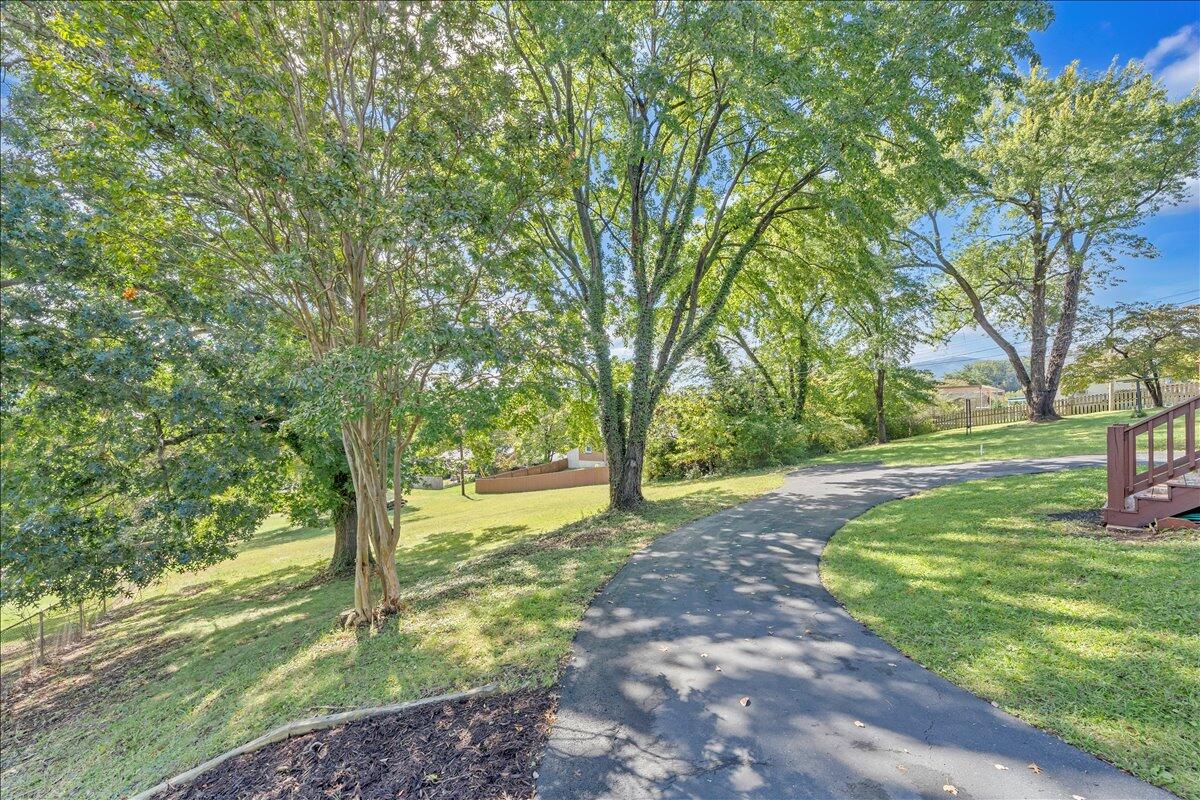 3641 Parkwood DR