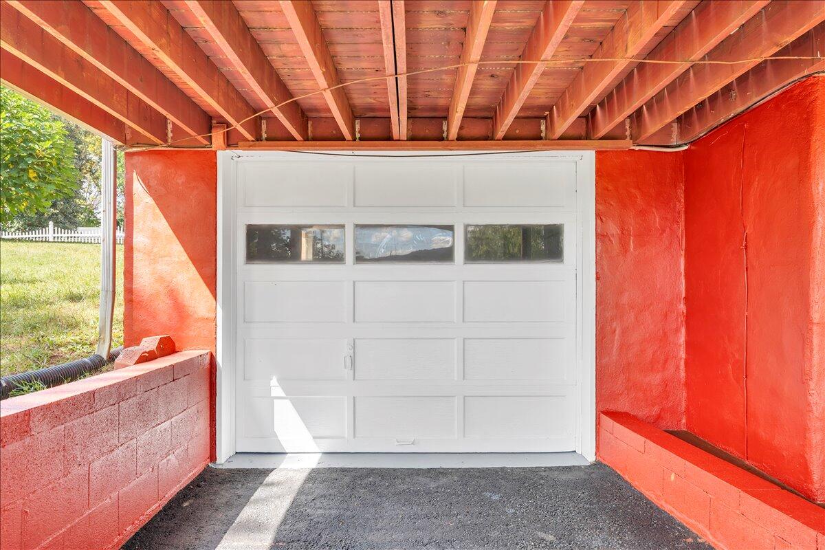 3641 Parkwood DR