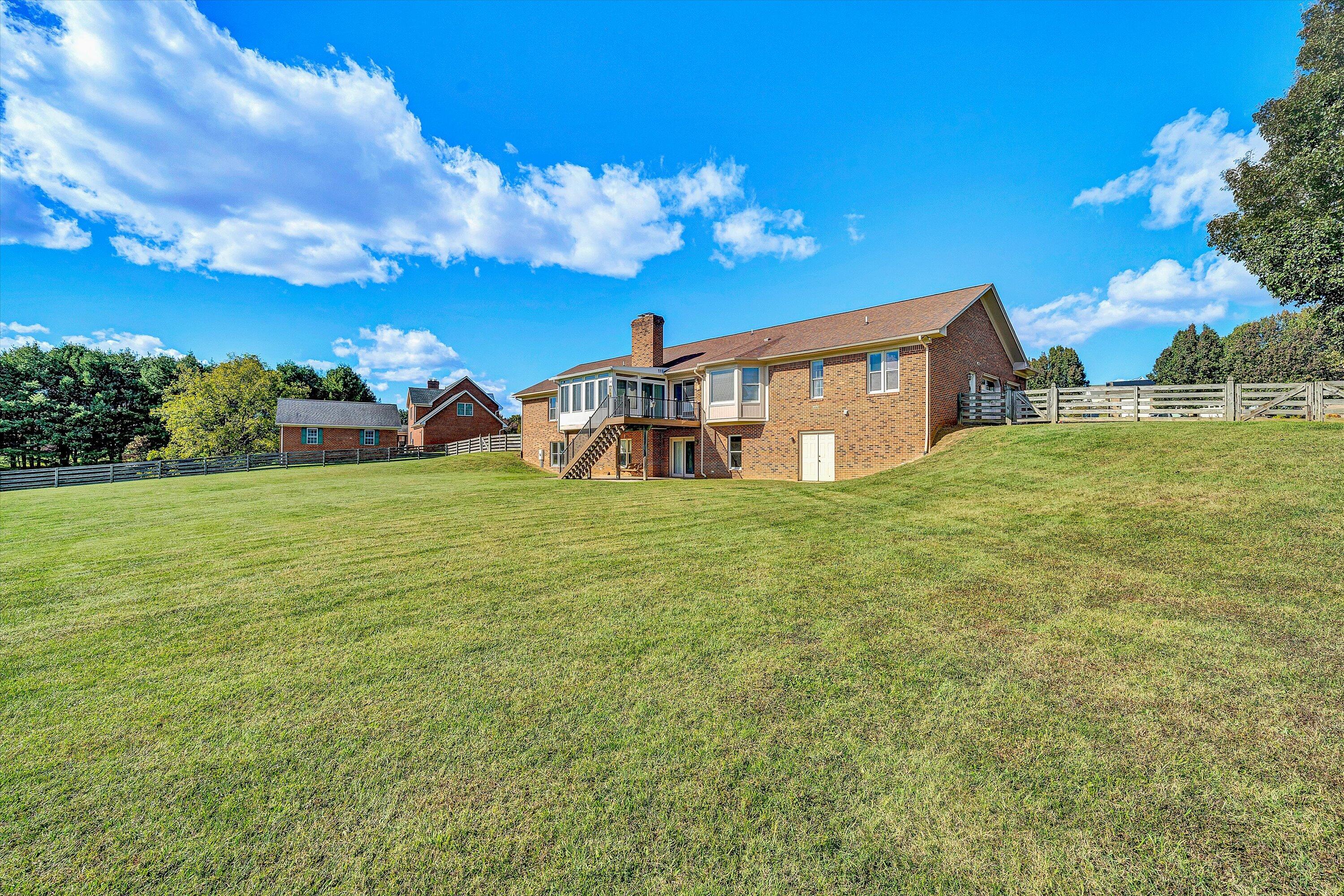 143 Plantation DR