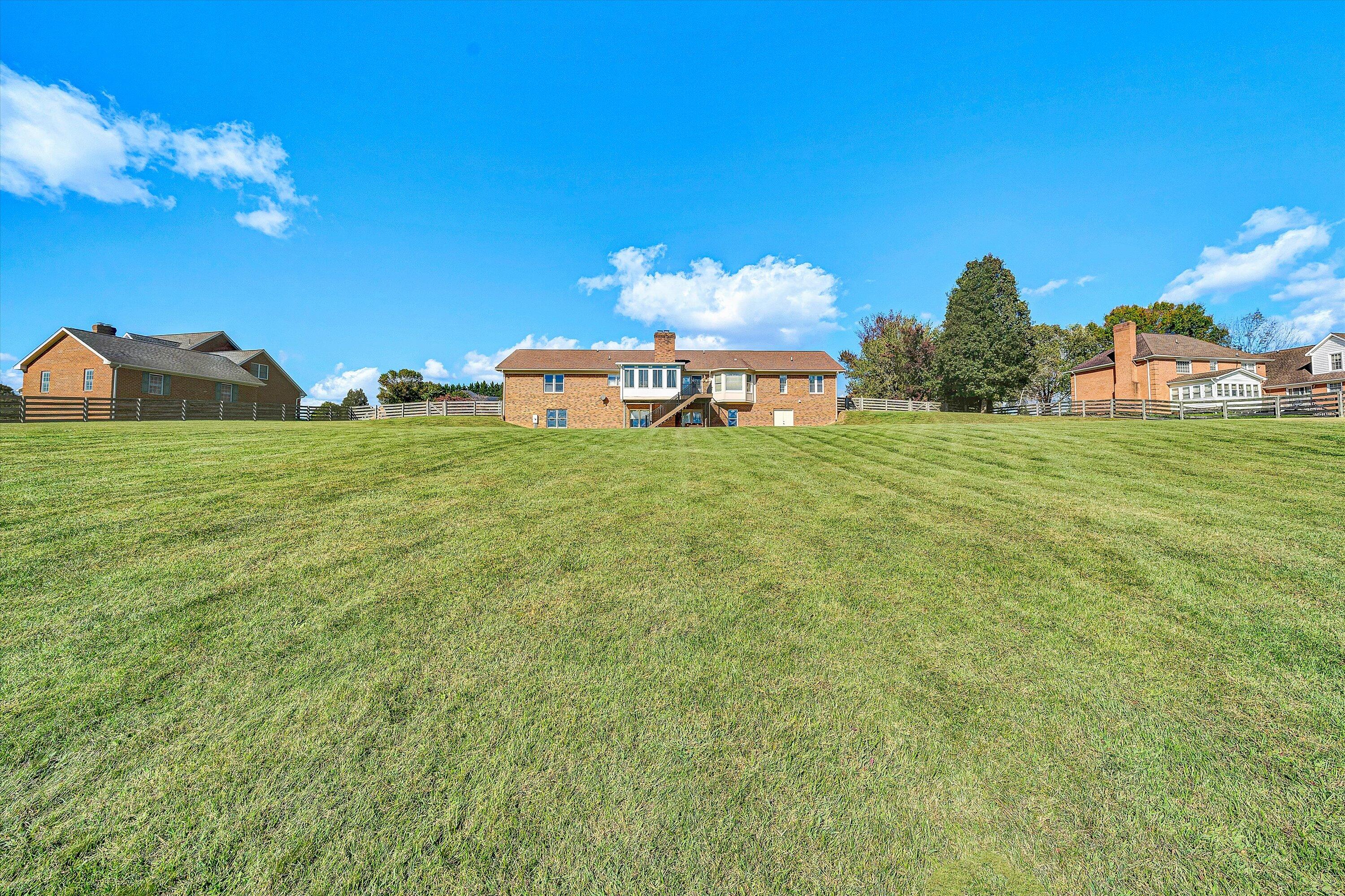 143 Plantation DR