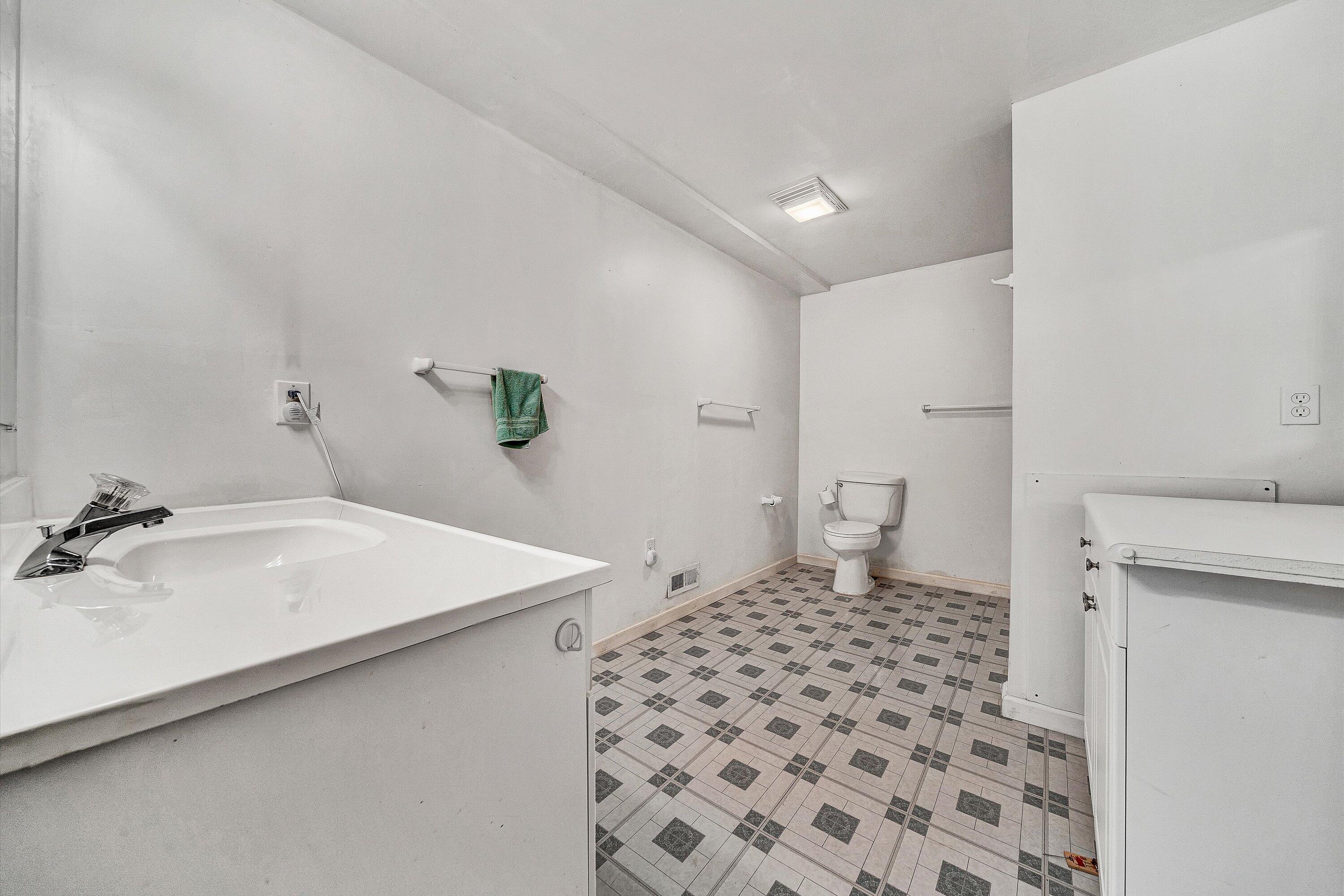 143 Plantation DR