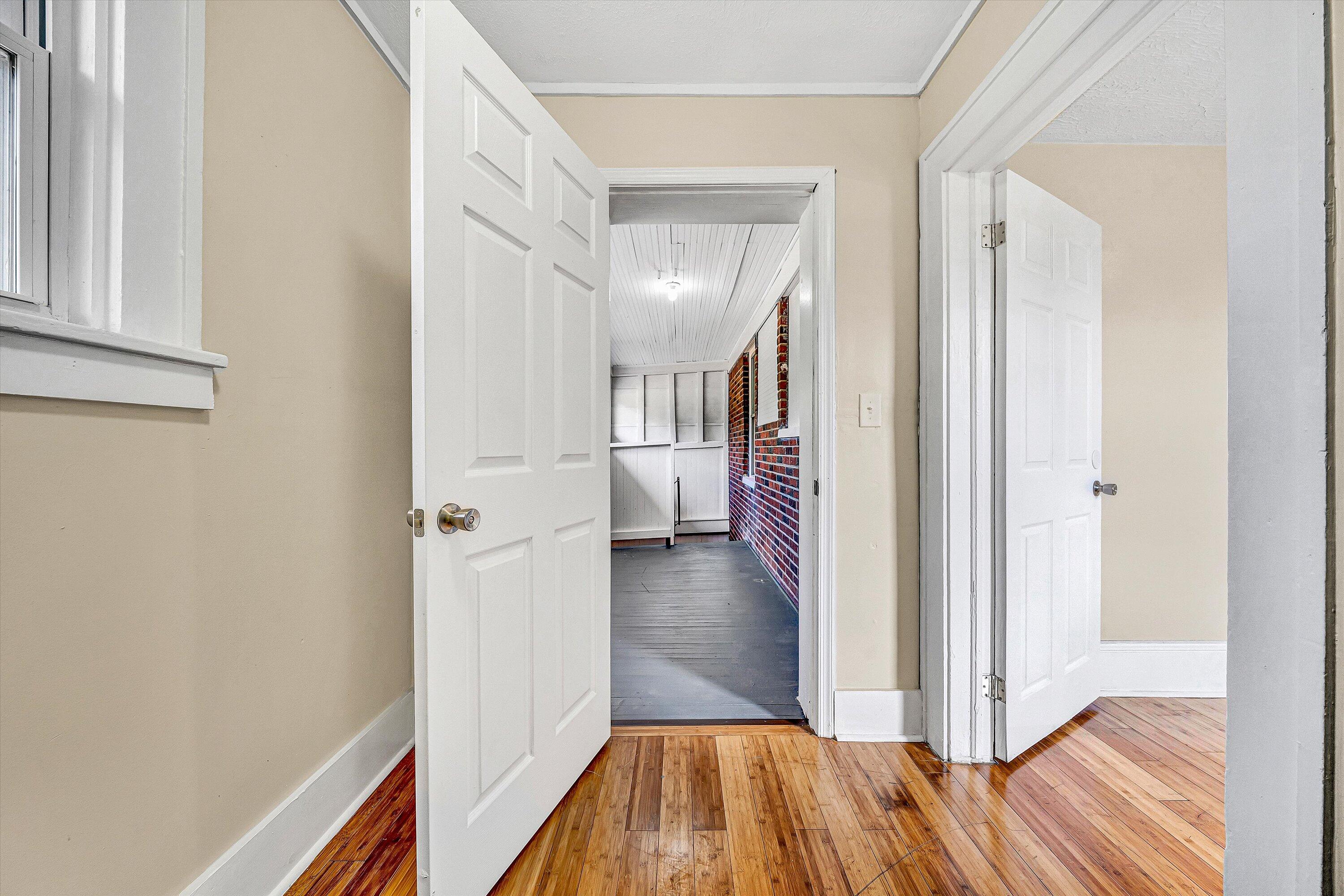 2431 Delaware AVE NW