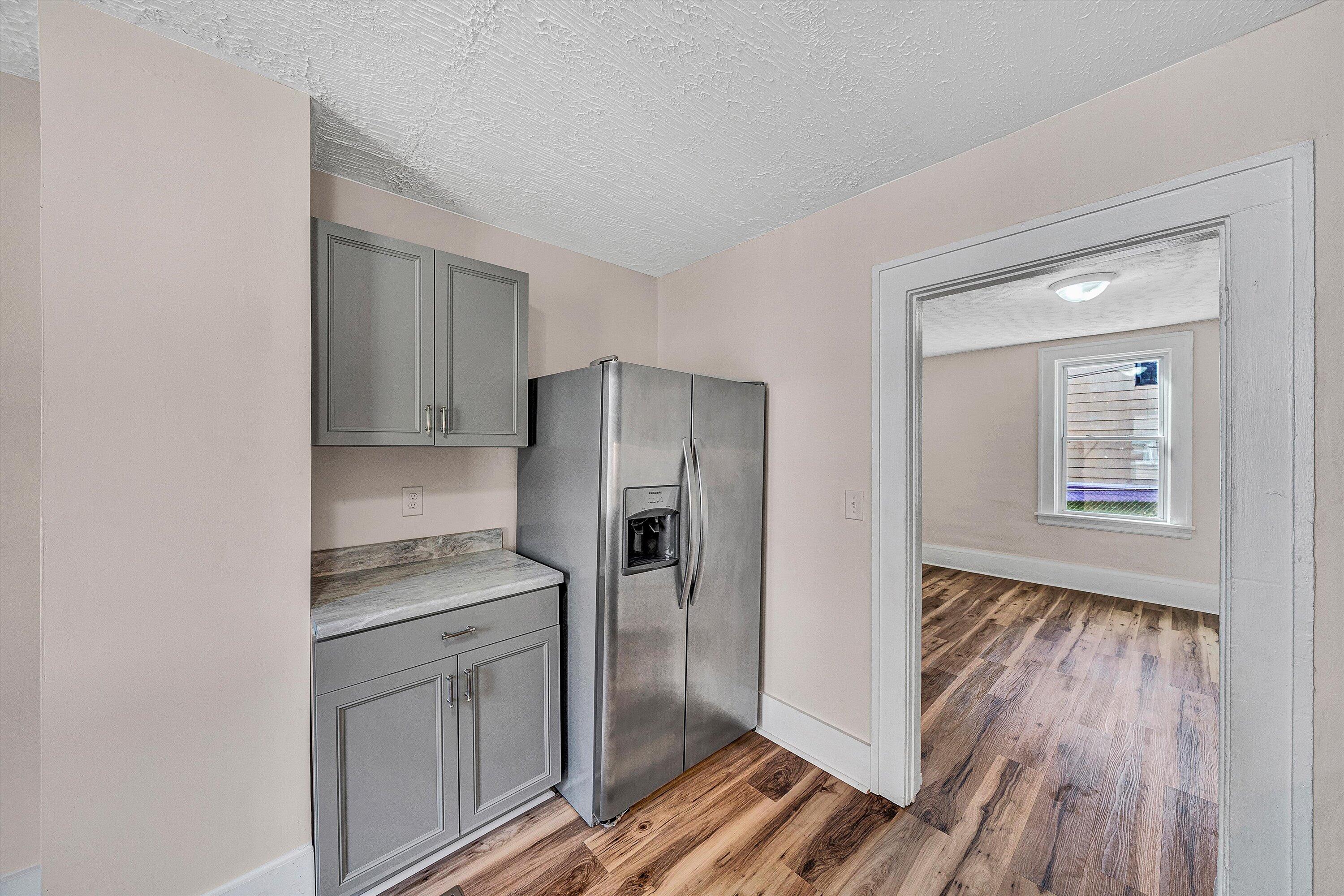 2431 Delaware AVE NW