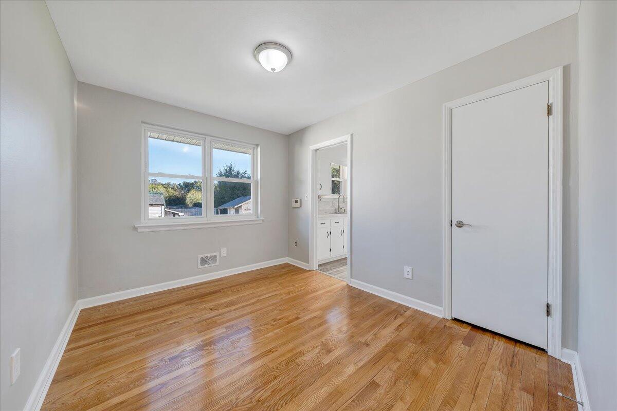 1608 Eddy AVE