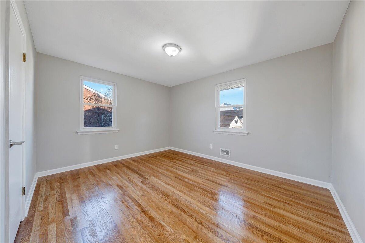 1608 Eddy AVE