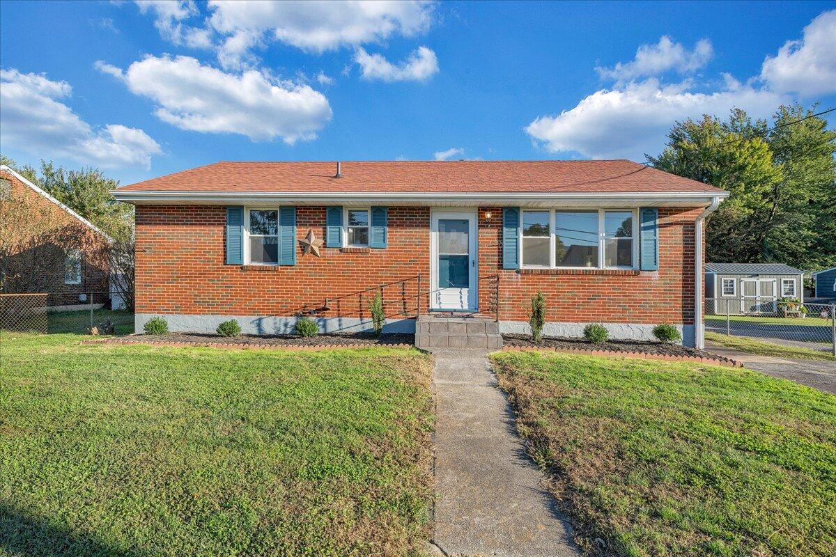 1608 Eddy AVE