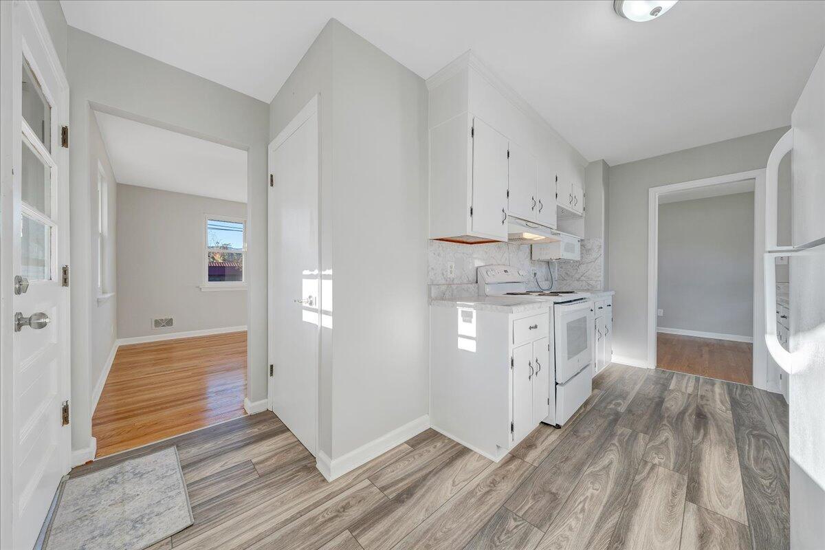 1608 Eddy AVE