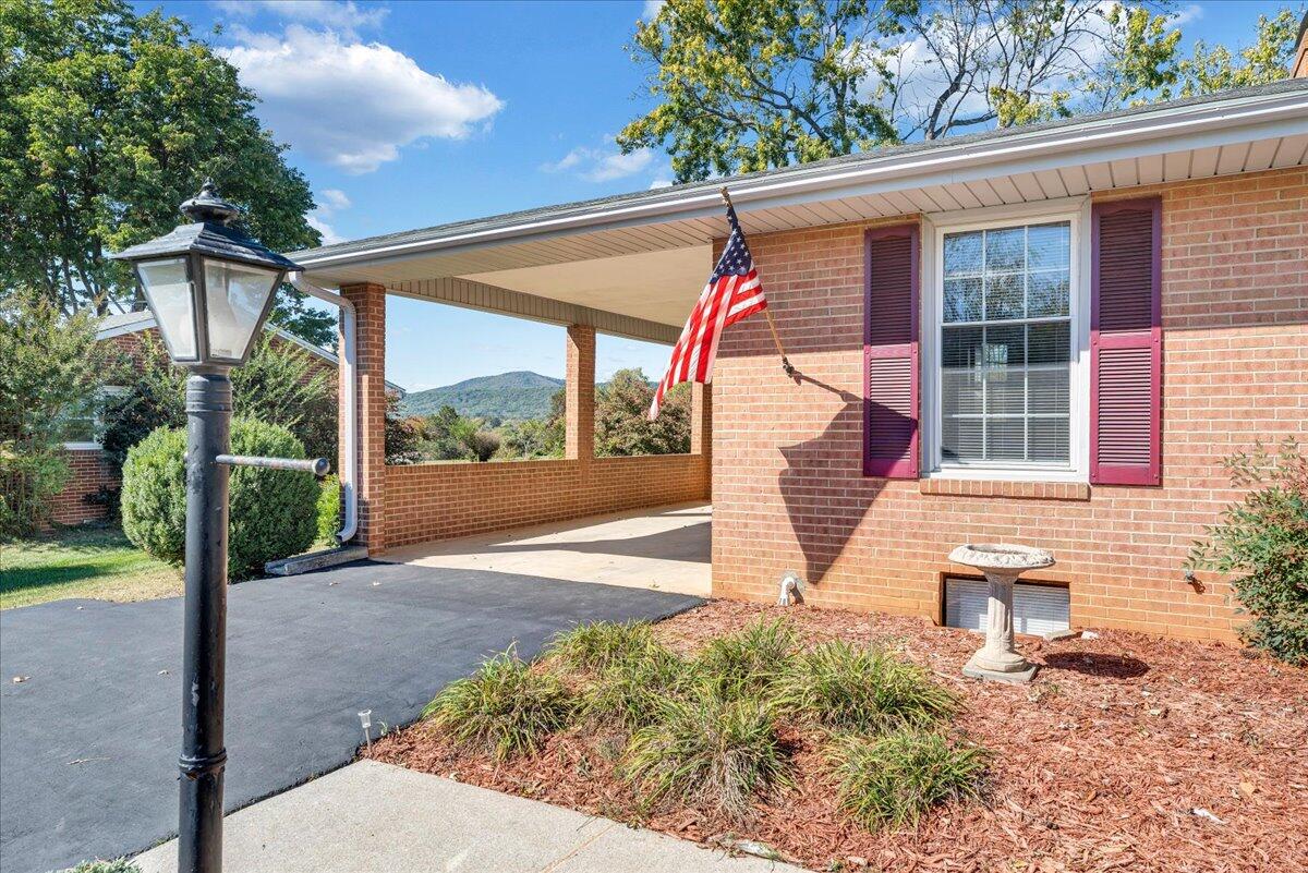 328 Boxley RD