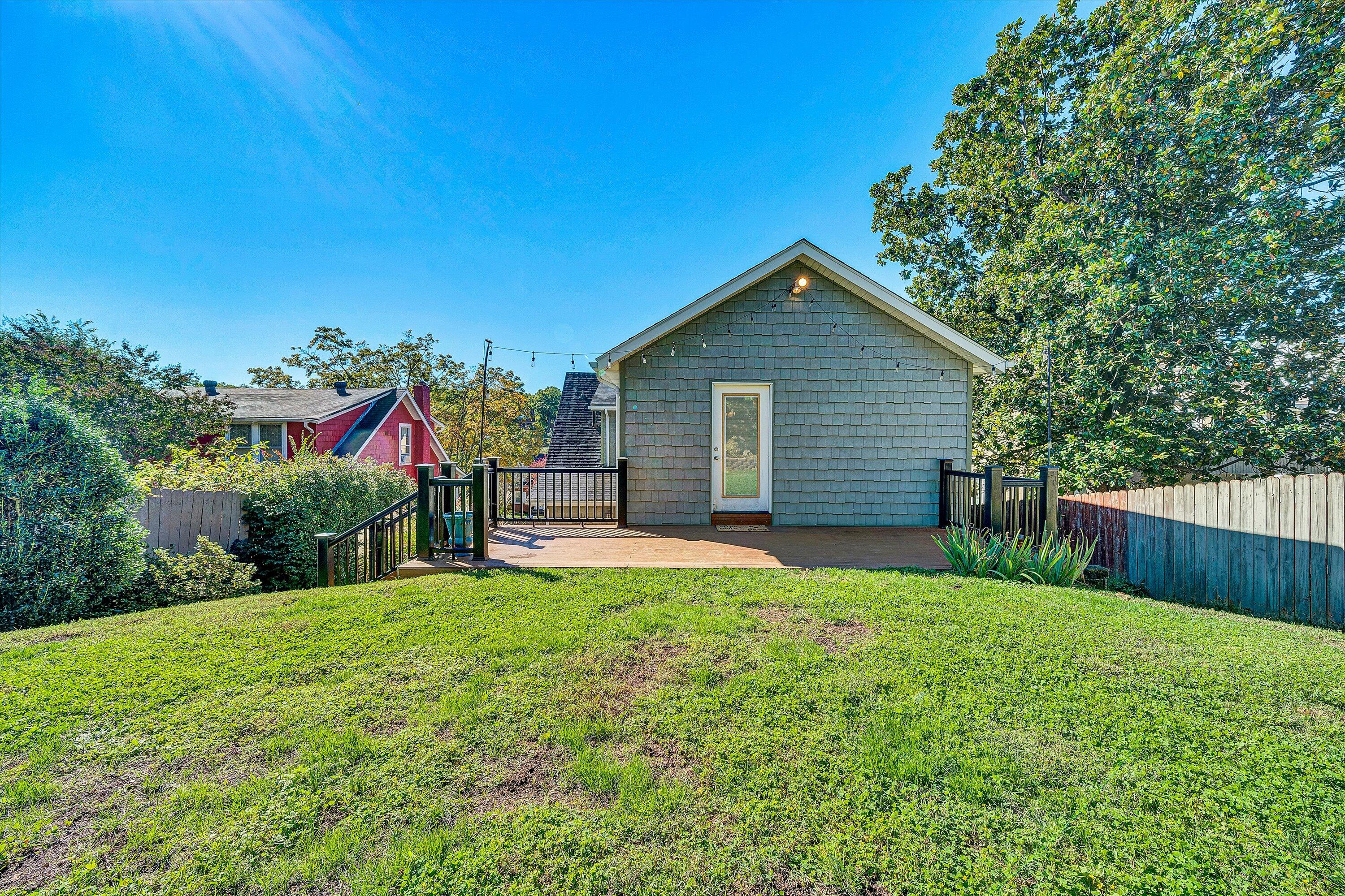 1013 Howbert AVE SW
