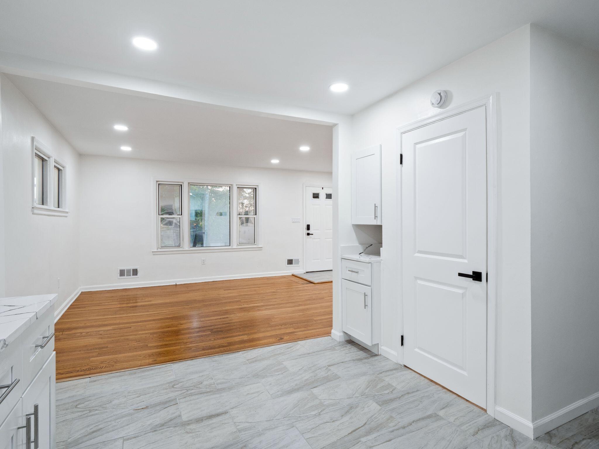 2631 Idlewild BLVD NE