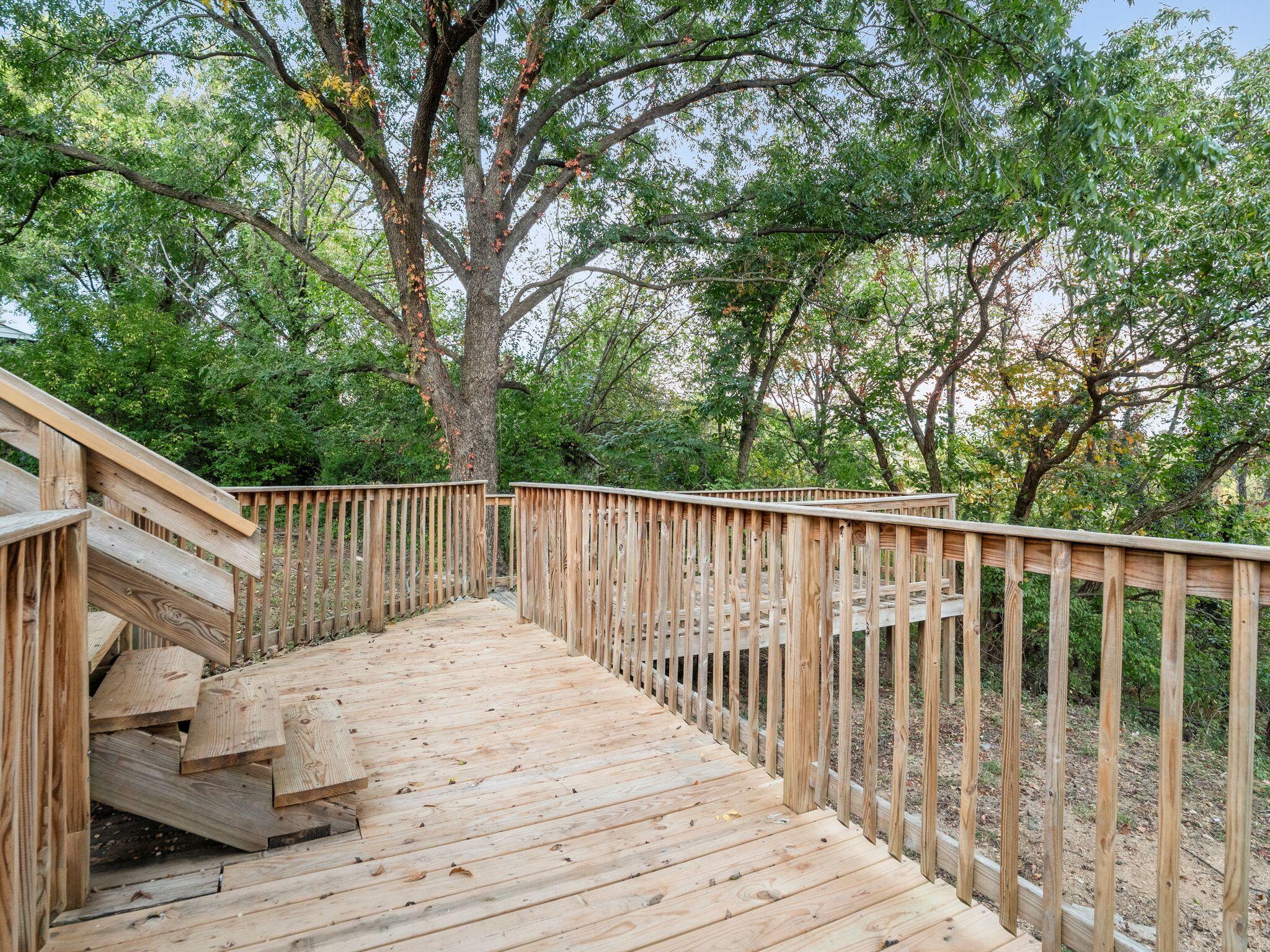 2631 Idlewild BLVD NE