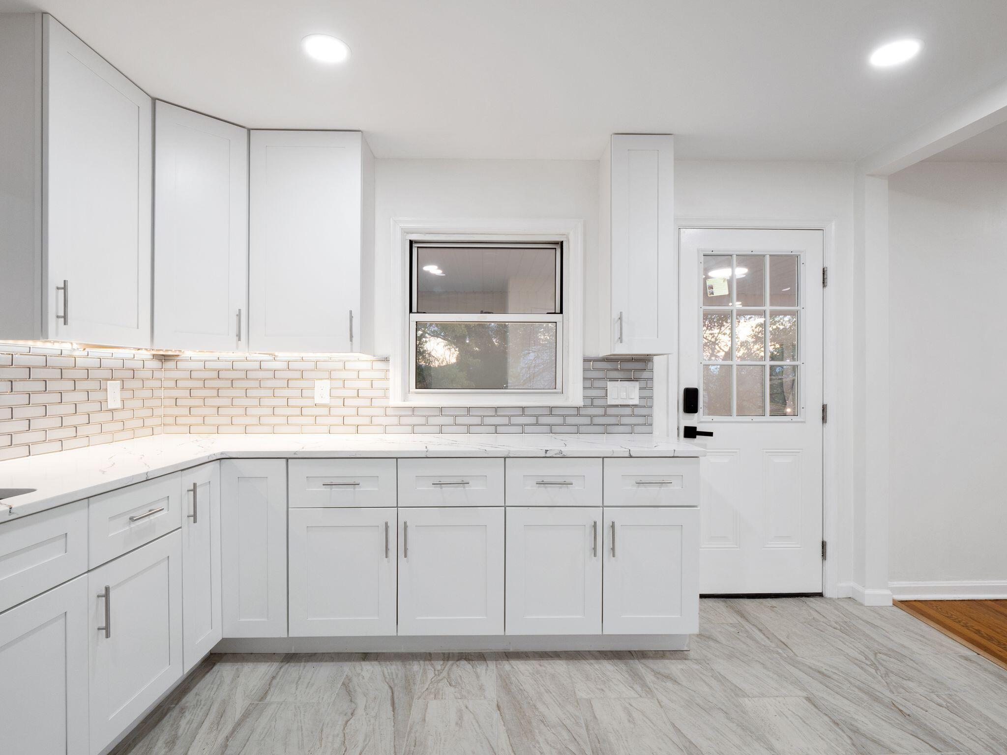 2631 Idlewild BLVD NE