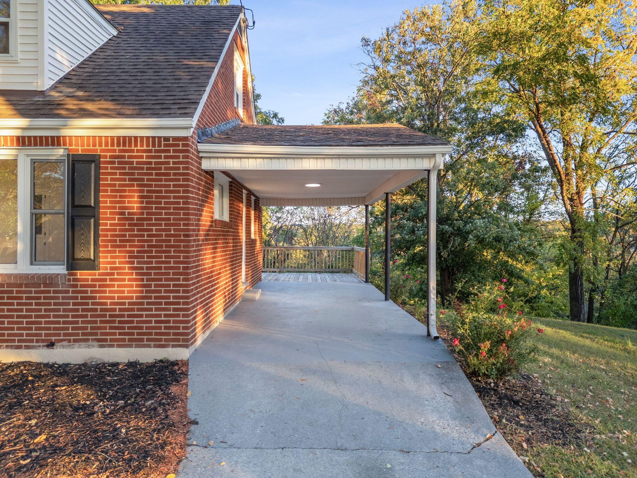 2631 Idlewild BLVD NE