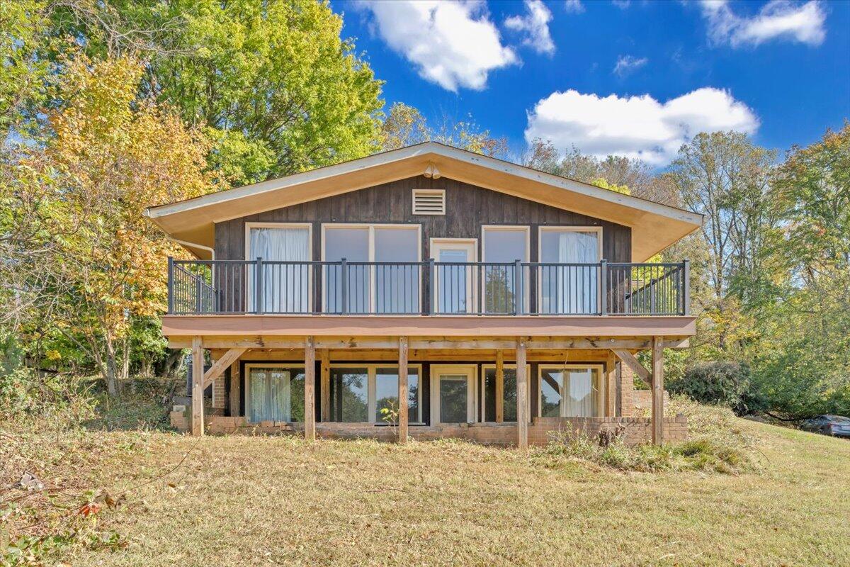 6915 Ardmore DR