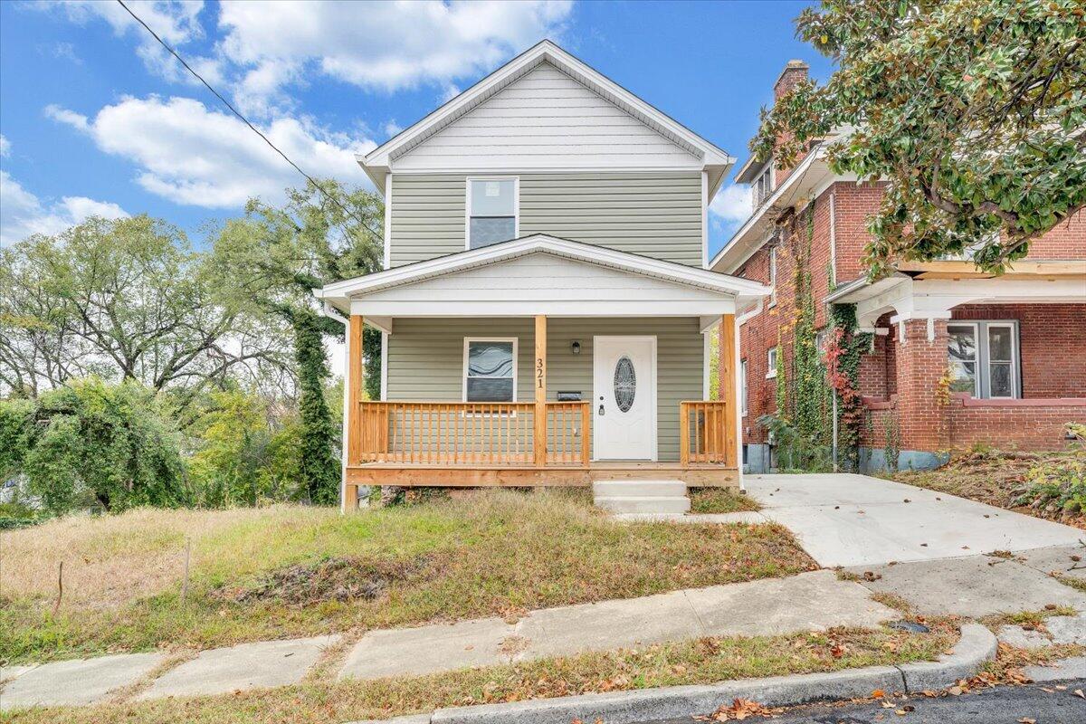 321 Patton AVE NW
