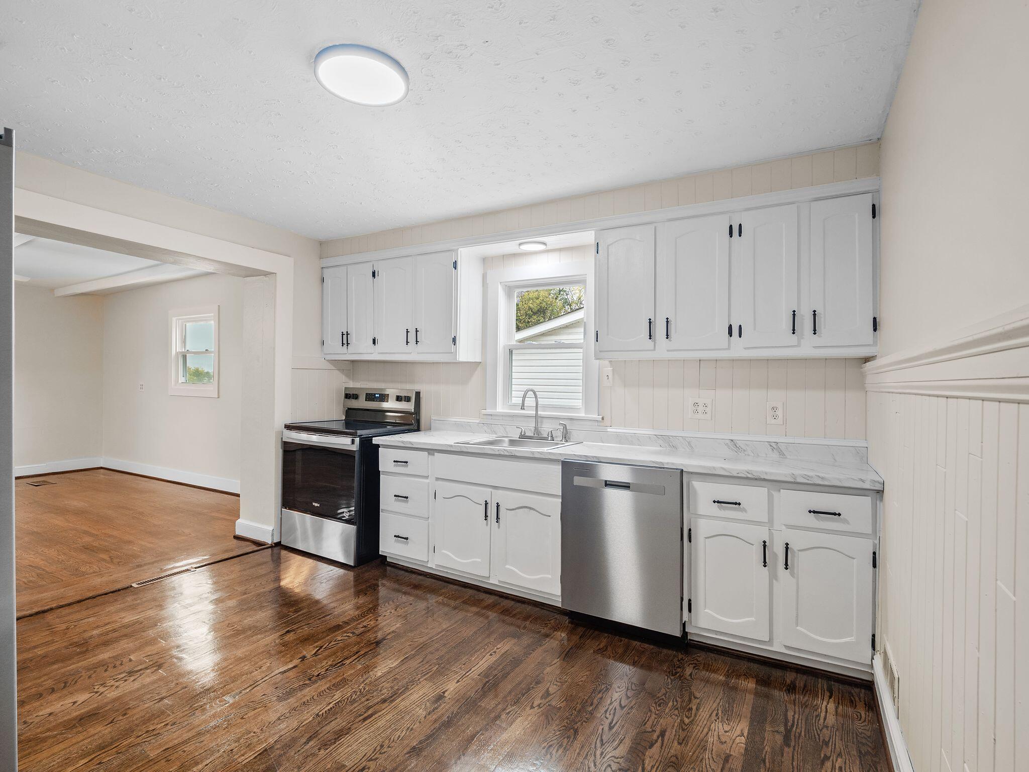 2009 Kenwood BLVD SE