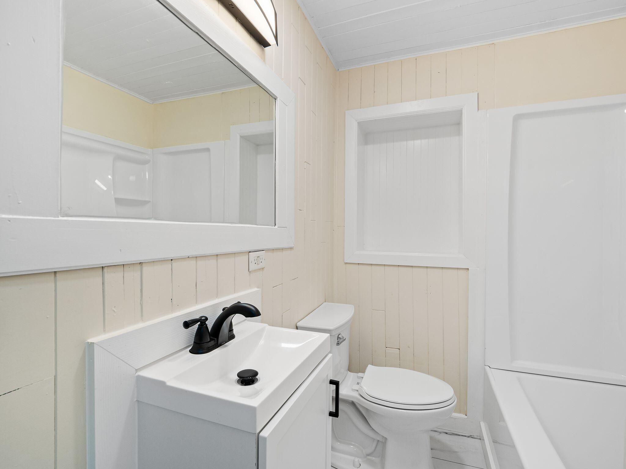 2009 Kenwood BLVD SE