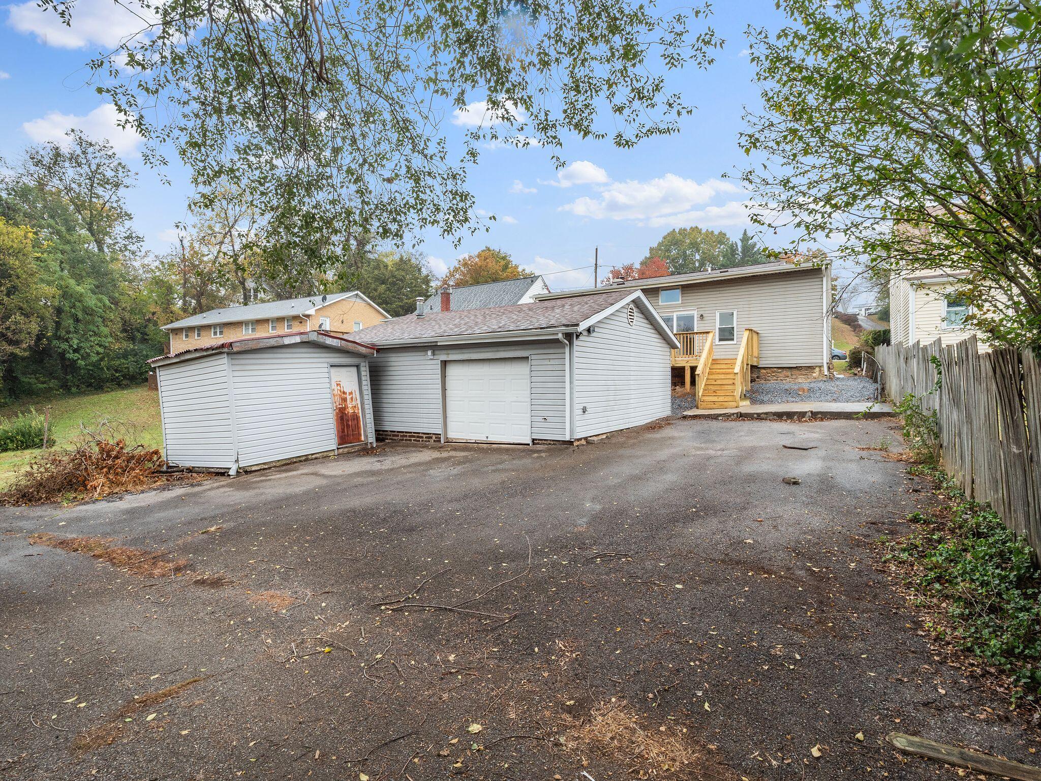 2009 Kenwood BLVD SE