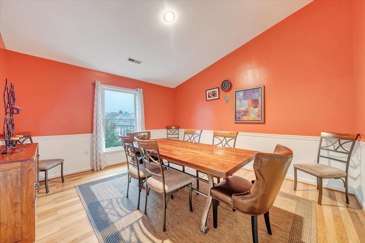 2231 Broadway AVE SW Unit: C
