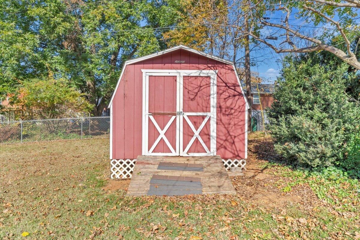 3110 Crockett AVE NW