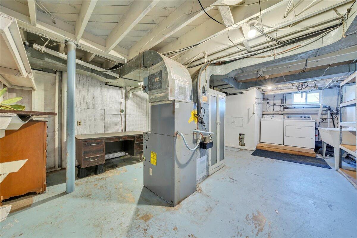 3110 Crockett AVE NW