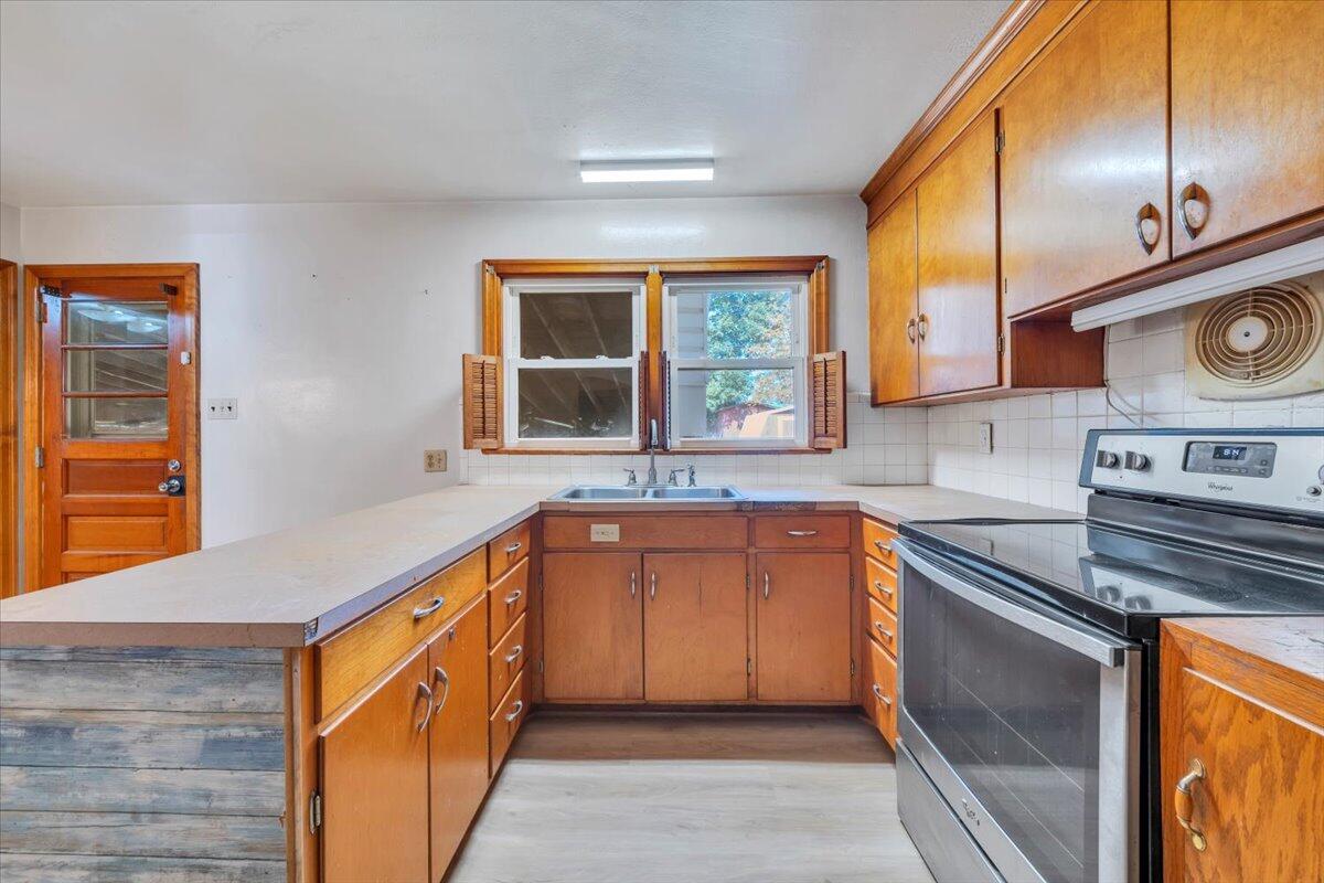 3110 Crockett AVE NW