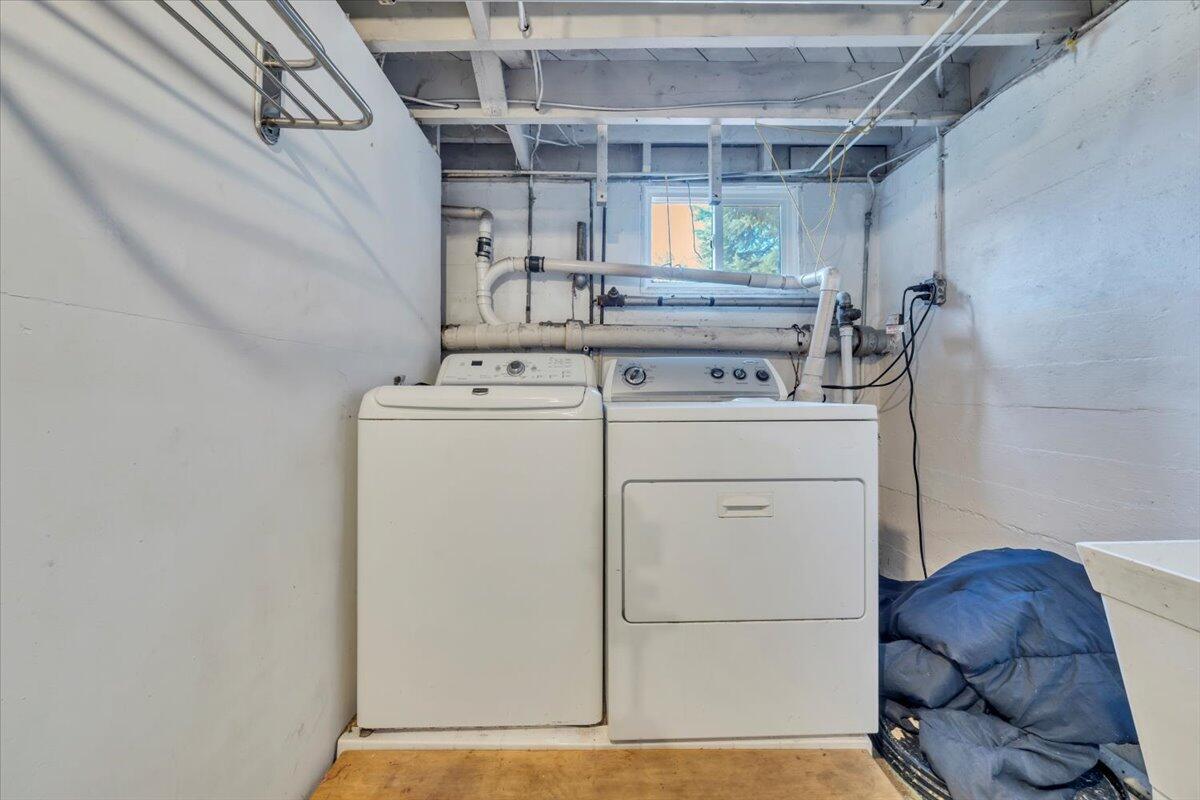 3110 Crockett AVE NW